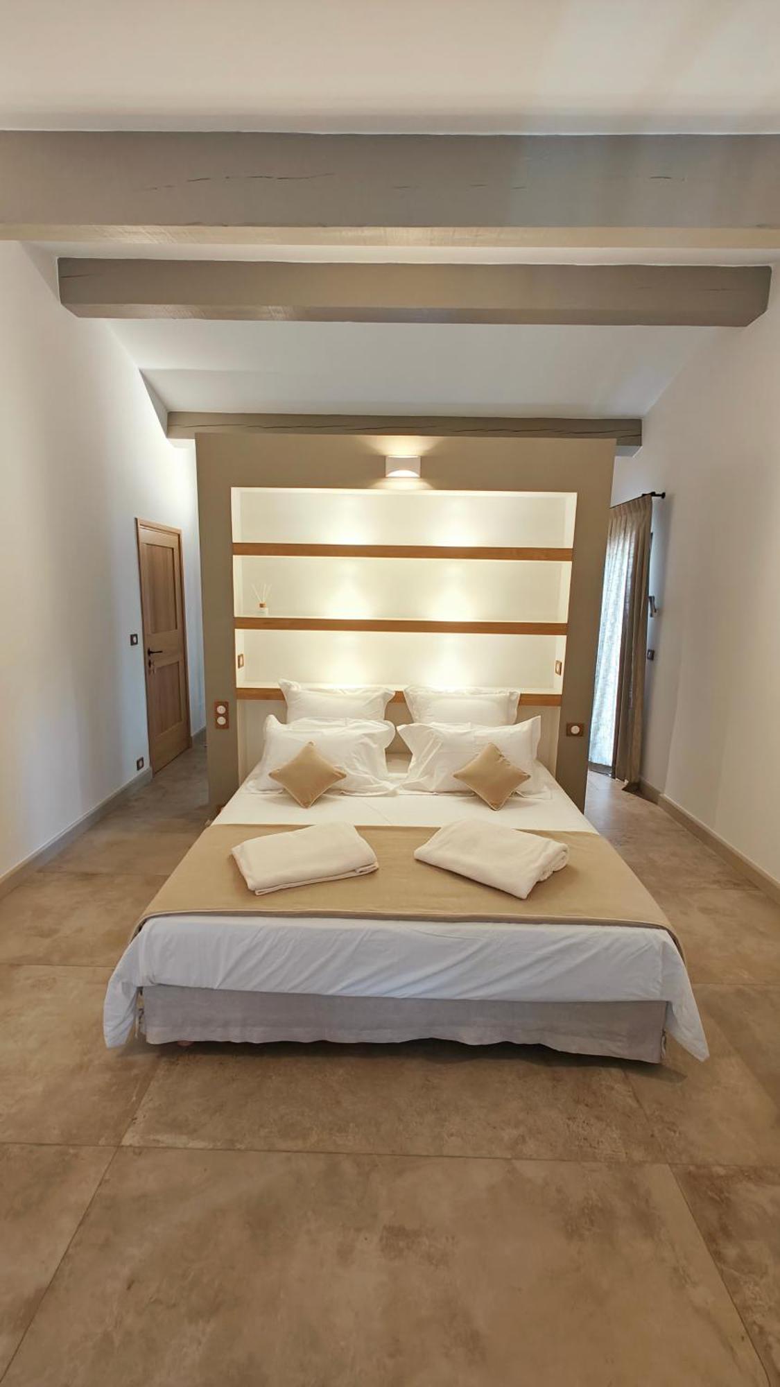 Mas Sourso Bed and Breakfast Eygalières Εξωτερικό φωτογραφία